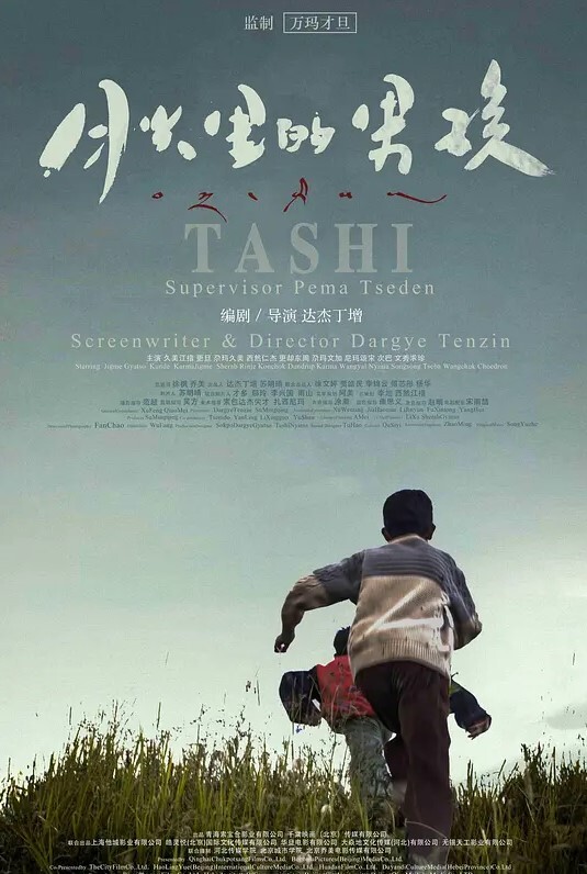 风韵的黑丝情趣荡妇喜欢交换香槟和口水热心的漂亮女士用唾液舔他的湿鸡巴 - 最新91
